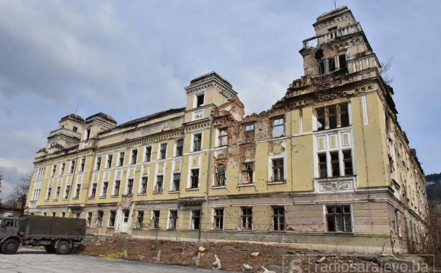 Vlada FBiH dala Gradu Sarajevo kasarnu Jajce na 49 godina   